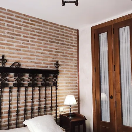 La De Manolo Гостьовий будинок 2*